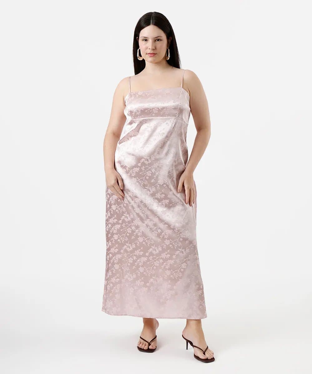 vestido midi plus size alça fina feminino floral acetinado rosa